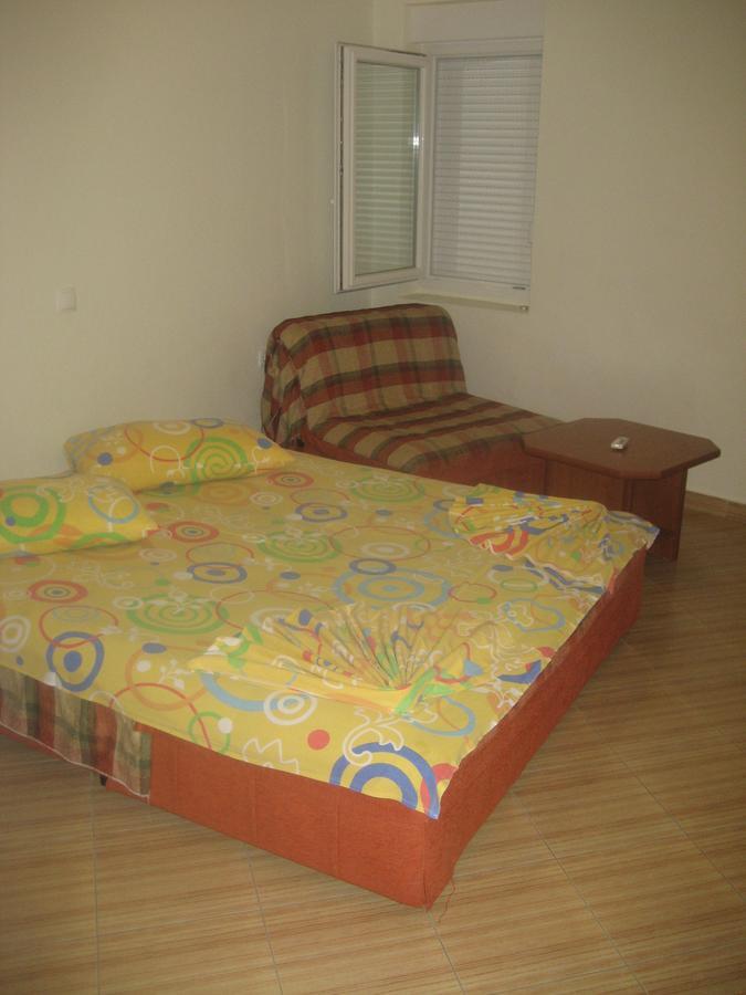 Guest House Vila Mimoza Улцинь Екстер'єр фото