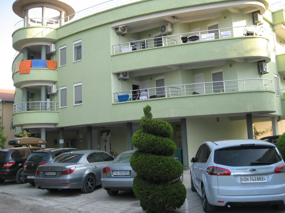 Guest House Vila Mimoza Улцинь Екстер'єр фото