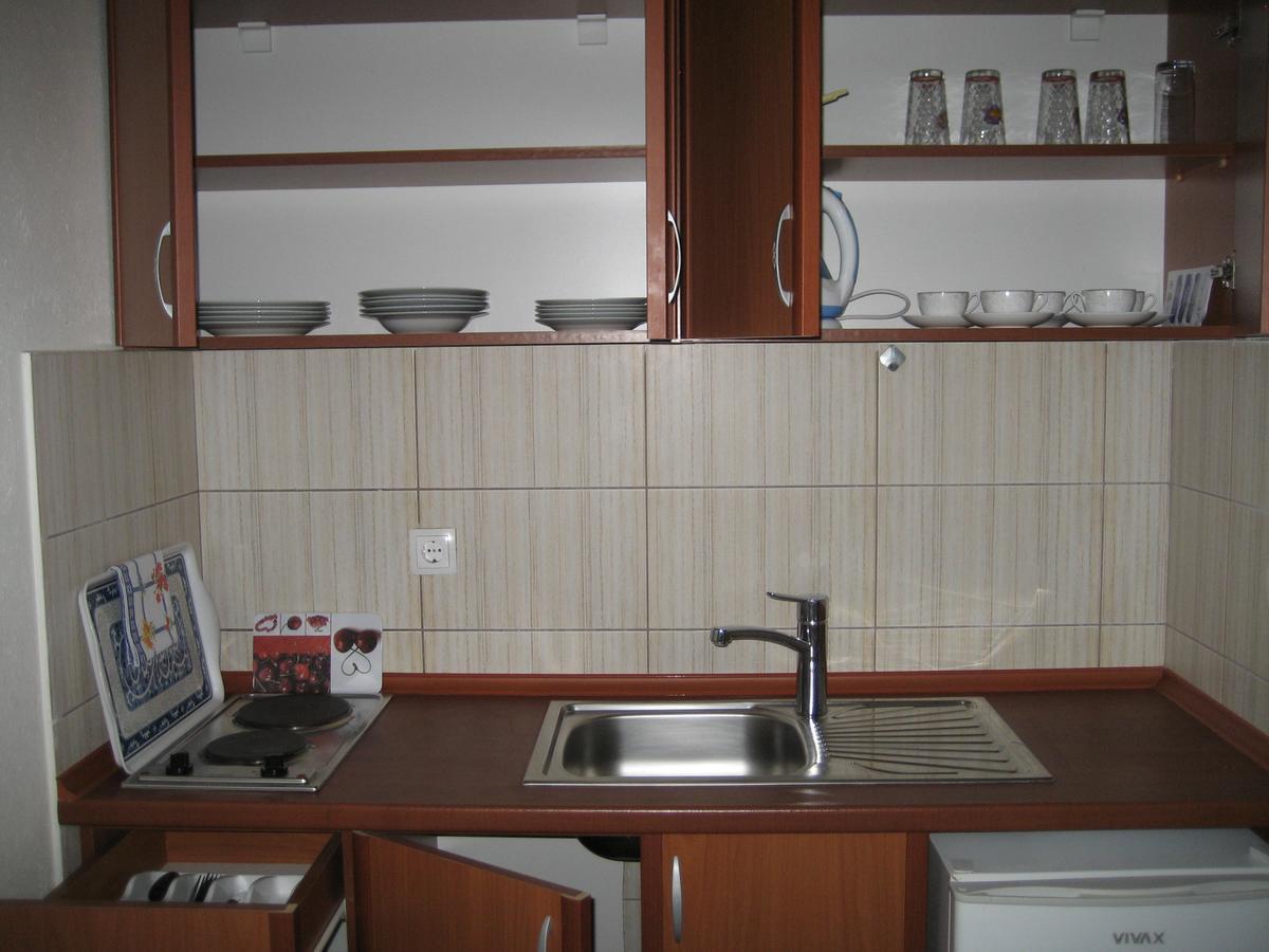 Guest House Vila Mimoza Улцинь Екстер'єр фото