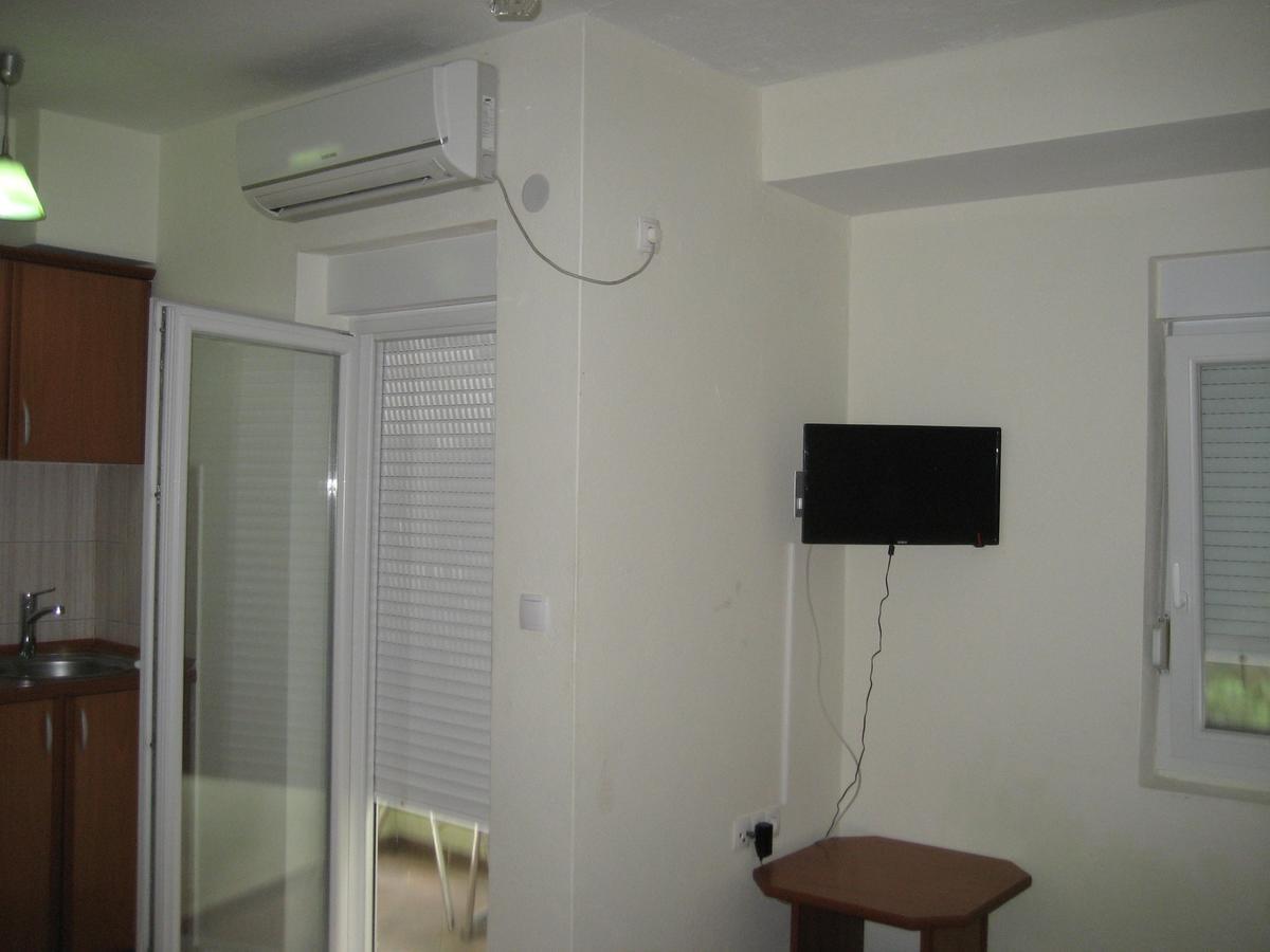 Guest House Vila Mimoza Улцинь Екстер'єр фото